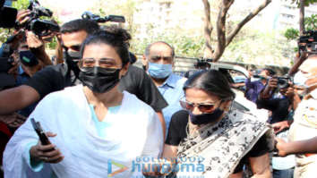 Photos: Kajol, Tanuja, Alka Yagnik and more arrive at Bappi Lahiri’s house to pay respects to the music composer