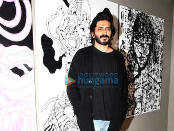 Photos: Shruti Haasan, Akshara Haasan, and others at the unveiling of Santanu Hazarika's art exhibition 'BLCK'