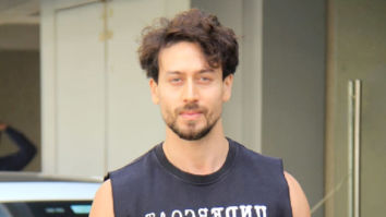 Photos: Tiger Shroff snapped at Jam8 studio in Andheri