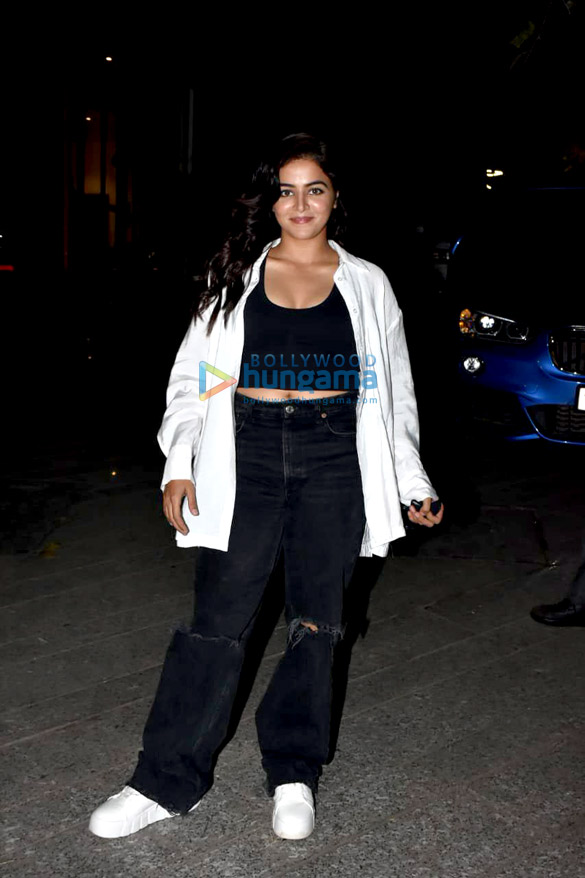 Photos: Wamiqa Gabbi snapped at Maddock Films’ office Photos: Wamiqa Gabbi snapped at Maddock Films’ office