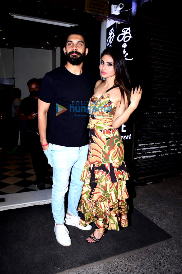 Photos: Newlyweds Mouni Roy and Suraj Nambiar step out in style for dinner date at Bastian in Bandra on Sunday Photos: Newlyweds Mouni Roy and Suraj Nambiar step out in style for dinner date at Bastian in Bandra on Sunday