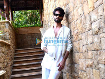 Photos: Shahid Kapoor and Mrunal Thakur snapped promoting his soon to release film Jersey