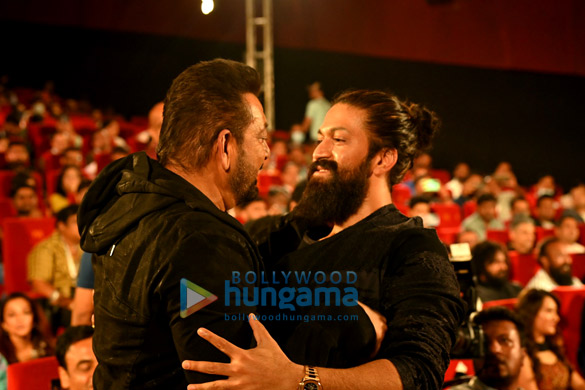 Photos: Yash, Sanjay Dutt, Srinidhi Shetty, Raveena Tandon, Prashanth Neel and Vijay Kiragandur snapped at the trailer launch of K.G.F – Chapter 2 Photos: Yash, Sanjay Dutt, Srinidhi Shetty, Raveena Tandon, Prashanth Neel and Vijay Kiragandur snapped at the trailer launch of K.G.F – Chapter 2