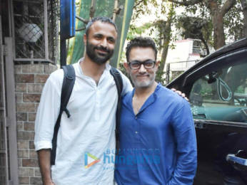 Photos: Aamir Khan snapped in Bandra