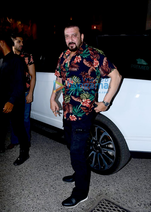 Photos: Sanjay Dutt and Huma Qureshi snapped at Bastian in Worli