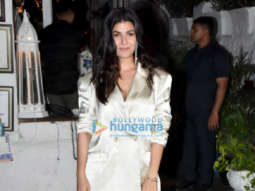 Photos: Celebs snapped attending the success bash of Dasvi