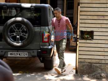 Photos: Imran Khan spotted in Bandra