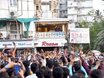 Photos: Salman Khan waves to fans outside his residence to wish them for Eid