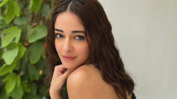 Liger actress Ananya Panday turns hair dresser for crew member