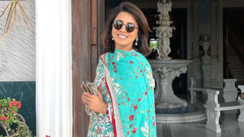 ‘Jugjugg Jeeyo’ says Neetu Kapoor as she wins hearts in this video