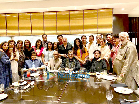 Anu & Shashi Ranjan throw gala dinner for family friend Shatrughan Sinha Anu & Shashi Ranjan throw gala dinner for family friend Shatrughan Sinha