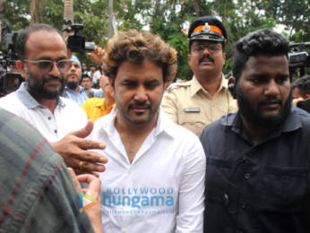 Photos: Hariharan and Raghav Sachar and others visit late singer K K's residence