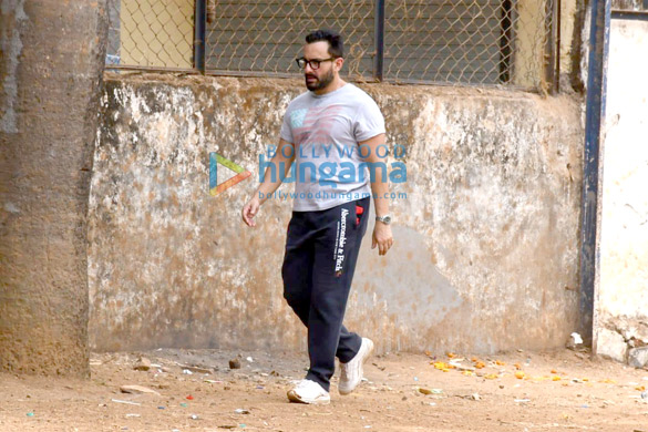 Photos: Saif Ali Khan spotted during his walk in a park Photos: Saif Ali Khan spotted during his walk in a park