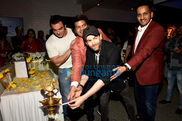 Photos: Sohail Khan and Neil Nitin Mukesh launch The Zone 360 by Nitro Fitness Photos: Sohail Khan and Neil Nitin Mukesh launch The Zone 360 by Nitro Fitness