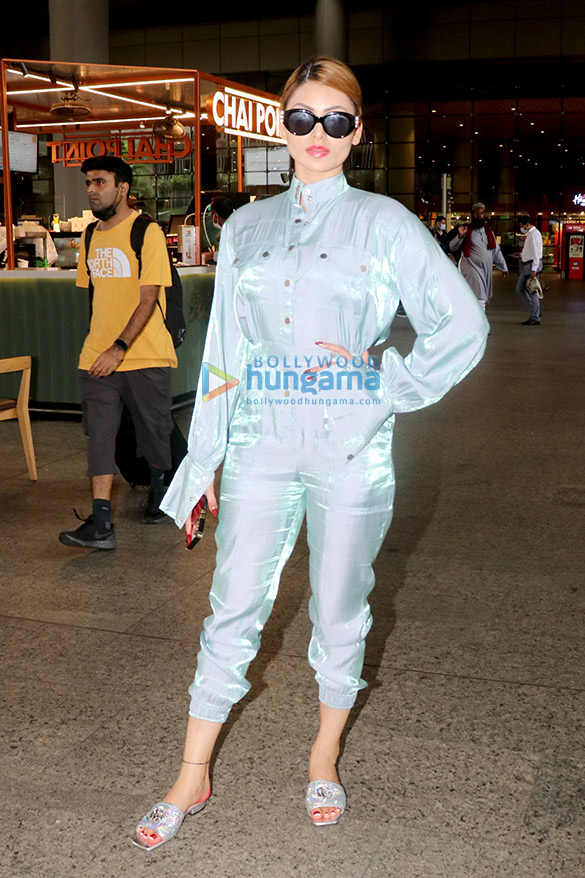 Photos: Urvashi Rautela, Arjun Kapoor, Malaika Arora and others snapped at the airport Photos: Urvashi Rautela, Arjun Kapoor, Malaika Arora and others snapped at the airport