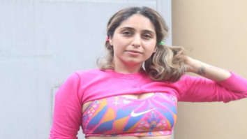Photos: Neha Bhasin snapped in Bandra