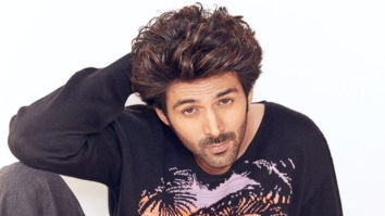 From Bhool Bhulaiyaa to ‘Pool Bhulaiyaa’, Kartik Aaryan enjoys his holiday