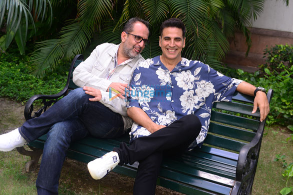 Photos: Aanand L. Rai and Akshay Kumar snapped promoting Raksha Bandhan in New Delhi Photos: Aanand L. Rai and Akshay Kumar snapped promoting Raksha Bandhan in New Delhi
