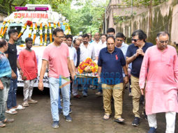 Photos: Celebs attend the funeral of filmmaker Saawan Kumar Tak