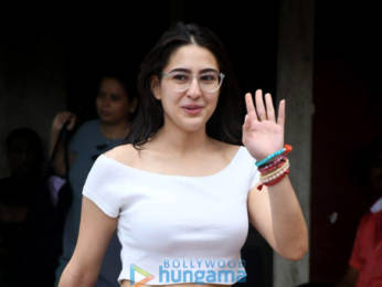 Photos: Pooja Hegde, Sara Ali Khan and Janhvi Kapoor snapped outside Pilates studio
