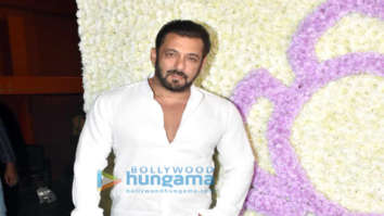Photos: Salman Khan, Katrina Kaif, Vicky Kaushal and others snapped at Arpita Khan’s home on the occasion of Ganesh Chaturthi