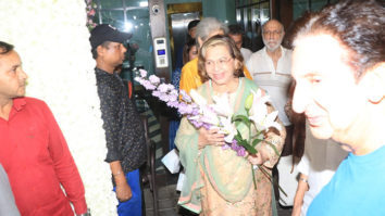 Helen arrives at Arpita Khan’s ganesh pooja