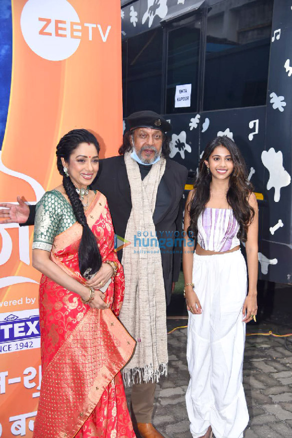 Photos: Celebs grace the Zee Rishtey Awards 2022 Photos: Celebs grace the Zee Rishtey Awards 2022