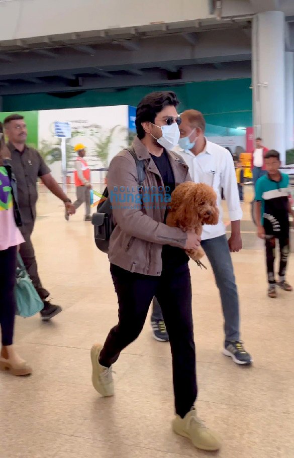 Photos: Ram Charan, Neha Dhupia, Shreya Dhanwanthary and others snapped at the airport Photos: Ram Charan, Neha Dhupia, Shreya Dhanwanthary and others snapped at the airport