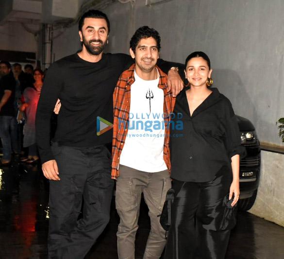 Photos: Ranbir Kapoor, Ayan Mukerji and Alia Bhatt snapped at the Dharma Productions’ office Photos: Ranbir Kapoor, Ayan Mukerji and Alia Bhatt snapped at the Dharma Productions’ office