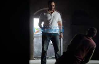 Movie Stills Of The Movie Vikram Vedha