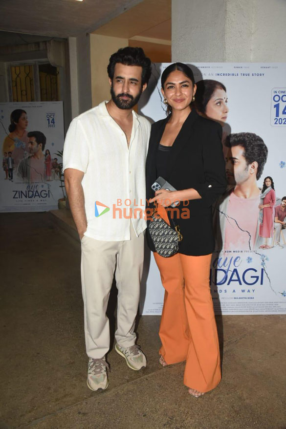 Photos: Mrunal Thakur and other celebs attend the screening of the film Aye Zindagi Photos: Mrunal Thakur and other celebs attend the screening of the film Aye Zindagi