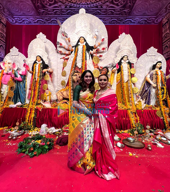 Photos: Rani Mukerji, Sharvari Wagh, Kajol, Tanishaa Mukerji snapped during Sindhur Khela at North Bombay Durga Puja Photos: Rani Mukerji, Sharvari Wagh, Kajol, Tanishaa Mukerji snapped during Sindhur Khela at North Bombay Durga Puja