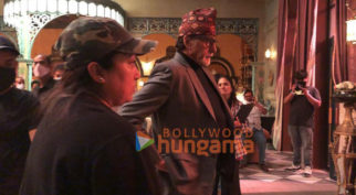 On the sets of the movie Uunchai
