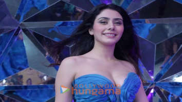 Celebrity Photos of Warina Hussain