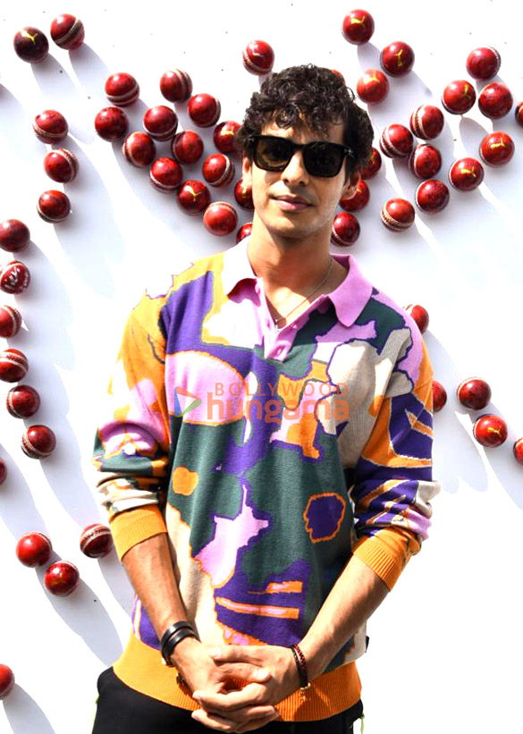 Photos: Ishaan Khatter snapped attending a brand event in Bandra Photos: Ishaan Khatter snapped attending a brand event in Bandra