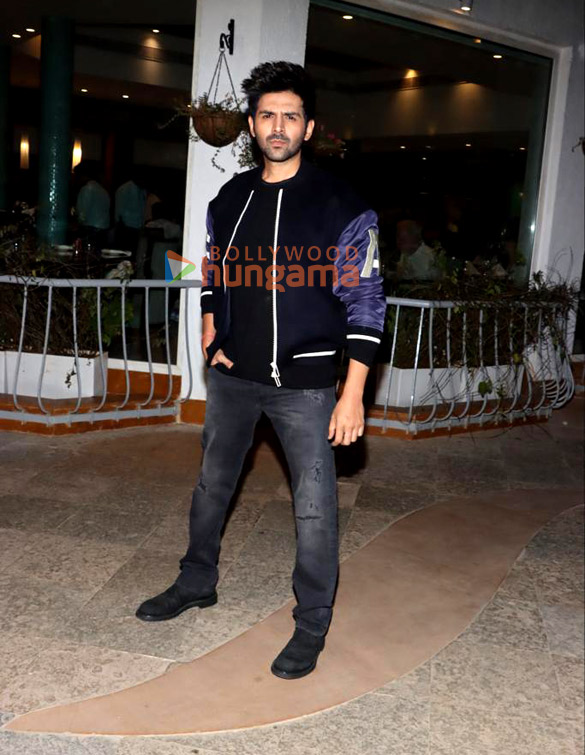 Photos: Kartik Aaryan snapped promoting the music of Freddy in Mumbai Photos: Kartik Aaryan snapped promoting the music of Freddy in Mumbai