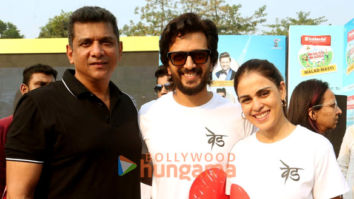 Photos: Riteish Deshmukh, Genelia D’Souza, Varun Sharma, Ganesh Acharya attended Malad Masti organised by MLA Aslam Shaikh