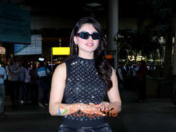 Photos: Urvashi Rautela, Chitrangda Singh, Neha Dhupia and others snapped at the airport