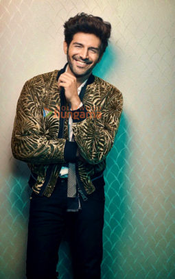 Celeb Photos Of Kartik Aaryan