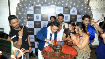 Photos: Celebs attend Ali Merchant’s birthday bash