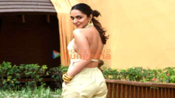 Photos: Kiara Advani snapped promoting her film Govinda Naam Mera