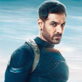 "We have an extraordinary battle when Shah Rukh Khan takes on John Abraham" - says Pathaan director Siddharth Anand