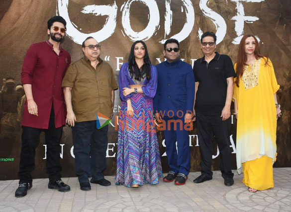 Photos: A R Rahman, Rajkumar Santoshi, Jackky Bhagnani and others snapped at song launch event of Gandhi Godse – Ek Yudh Photos: A R Rahman, Rajkumar Santoshi, Jackky Bhagnani and others snapped at song launch event of Gandhi Godse – Ek Yudh