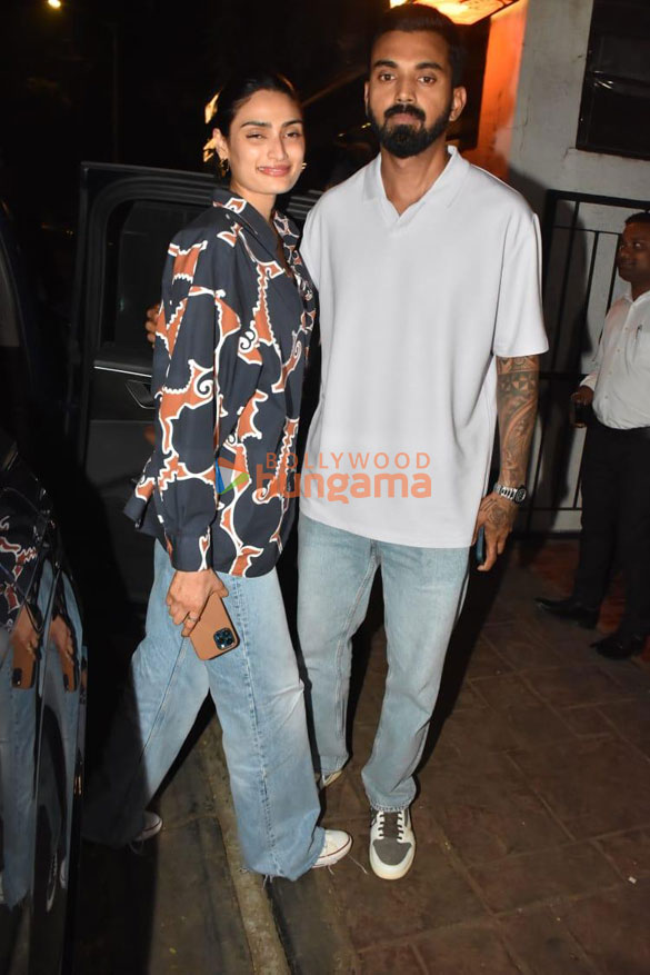 Photos: K L Rahul and Athiya Shetty snapped outside at Izumi in Bandra Photos: K L Rahul and Athiya Shetty snapped outside at Izumi in Bandra