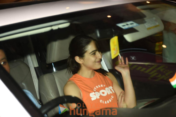 Photos: Sara Ali Khan spotted post her workout Photos: Sara Ali Khan spotted post her workout