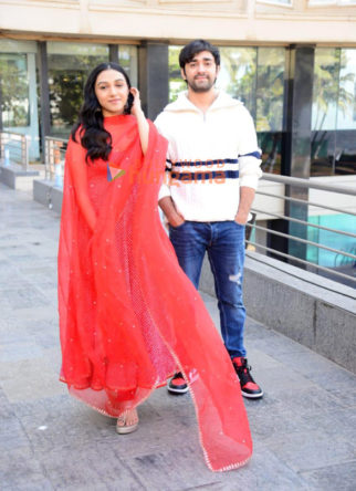 Photos: Tanisha Santoshi, Anuj Saini and others promote Gandhi Godse – Ek Yudh at Novotel, Juhu Photos: Tanisha Santoshi, Anuj Saini and others promote Gandhi Godse – Ek Yudh at Novotel, Juhu