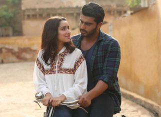 Arjun Kapoor finds ‘OG Half Girlfriend’ Shraddha Kapoor is ‘Jhoothi’ and ‘Makkaar’; hops on Tere Pyaar Mein trend Arjun Kapoor finds ‘OG Half Girlfriend’ Shraddha Kapoor is ‘Jhoothi’ and ‘Makkaar’; hops on Tere Pyaar Mein trend