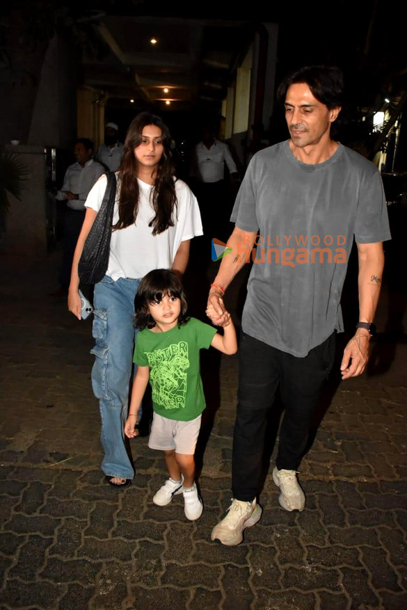 Photos: Arjun Rampal and Gabriella Demetriades snapped with their son Arik Rampal in Bandra Photos: Arjun Rampal and Gabriella Demetriades snapped with their son Arik Rampal in Bandra