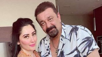 Sanjay Dutt and wife Maanayata Dutt wishes each other on their 15th wedding anniversary; see videos