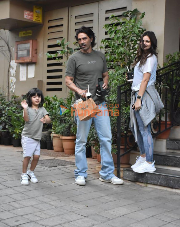 Photos: Arjun Rampal and Gabriella Demetriades snapped with their son Arik Rampal in Bandra Photos: Arjun Rampal and Gabriella Demetriades snapped with their son Arik Rampal in Bandra